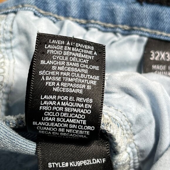 Kenneth Cole Mens Light Wash Athletic Fit Denim Jeans 32x32 Button Fly  5-Pocket - Picture 11 of 12